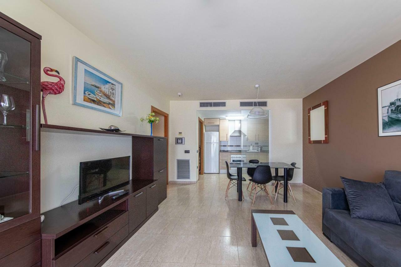 Golden Beach Apartamentos Sant Carlos de la Ràpita Dış mekan fotoğraf