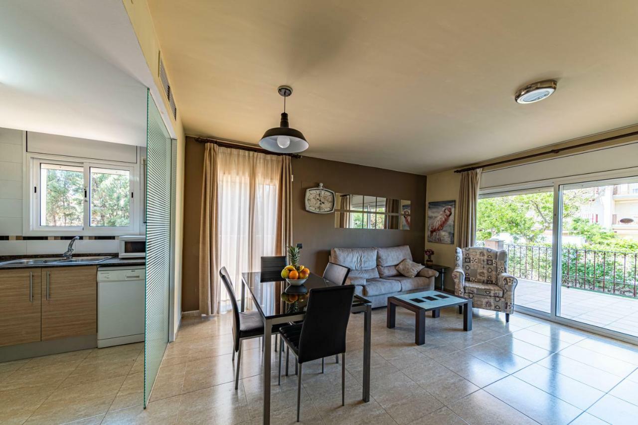 Golden Beach Apartamentos Sant Carlos de la Ràpita Dış mekan fotoğraf